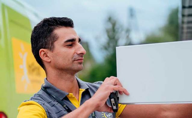 Nadawanie paczek w Paczkomacie bez dotykania ekranu