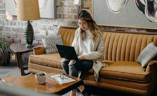 Dostępność szybkiego internetu wpływa pozytywnie na wycenę domu i mieszkania