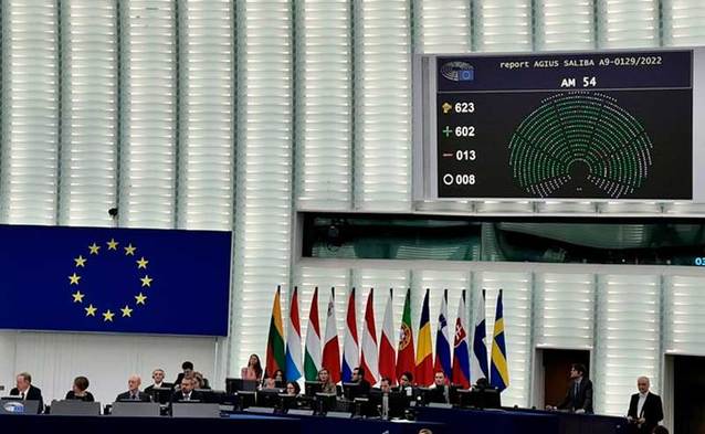  Long-awaited common charger for mobile devices will be a reality in 2024