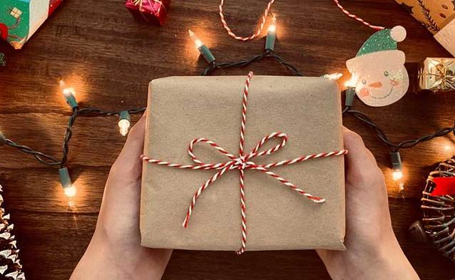 2x więcej GB, Disney+ na 2 lata w prezencie i smartfon za 1 zł na święta w Plusie