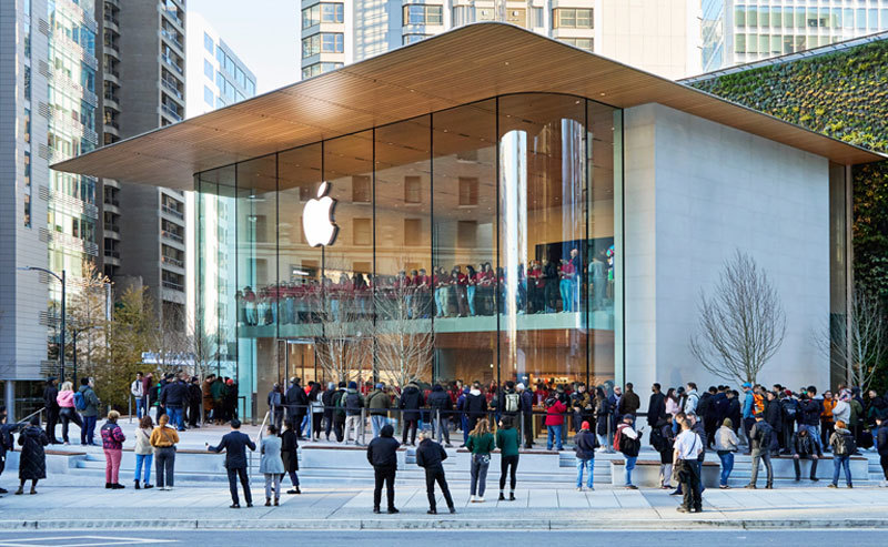 The new Apple Pacific Centre opens in Vancouver