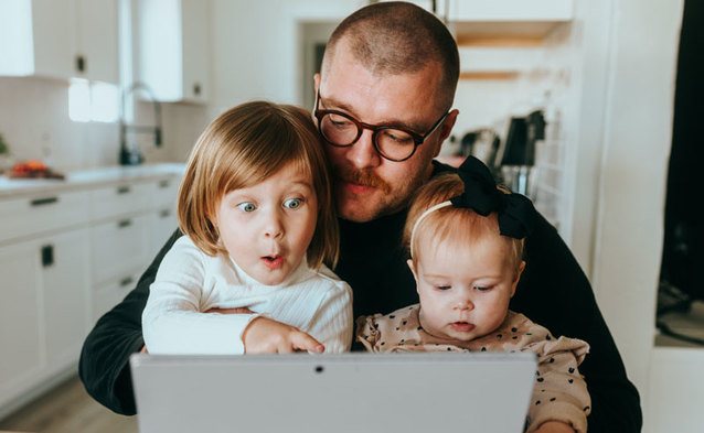 Promocja na internet i telewizję w Play i UPC na Czarny Piątek