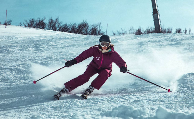 Zimowy sezon narciarsko-snowboardowy z jeszcze lepszym zasięgiem PLAY