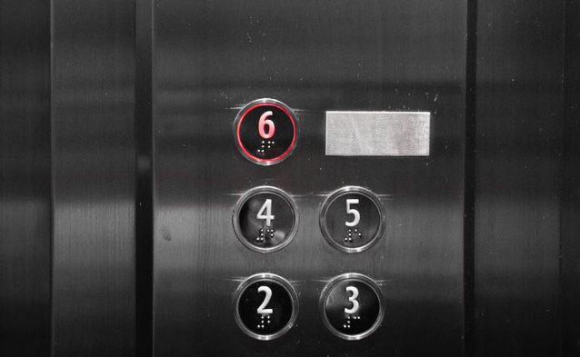 Zacznij święta bez limitów z T-Mobile! Abonament z nielimitowanym internetem przez 6 miesięcy za 0 zł dla przenoszących numer