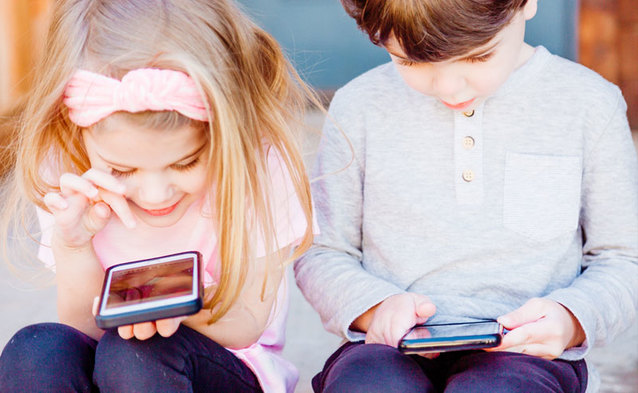 Nowe gadżety i monety do gry Minecraft w JUNIOR BOX