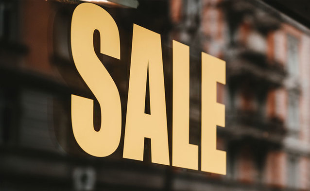 Orange rozpoczyna wyprzedaże