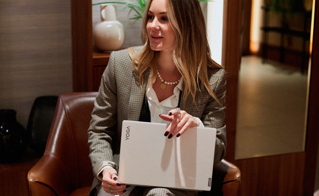 Nowy rok z Lenovo – do każdego laptopa serii Yoga, tablet Lenovo Tab M8 w prezencie