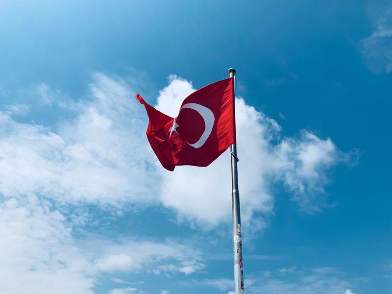 Deutsche Telekom pomaga Turcji i Syrii -  mln euro i darmowe połączenia