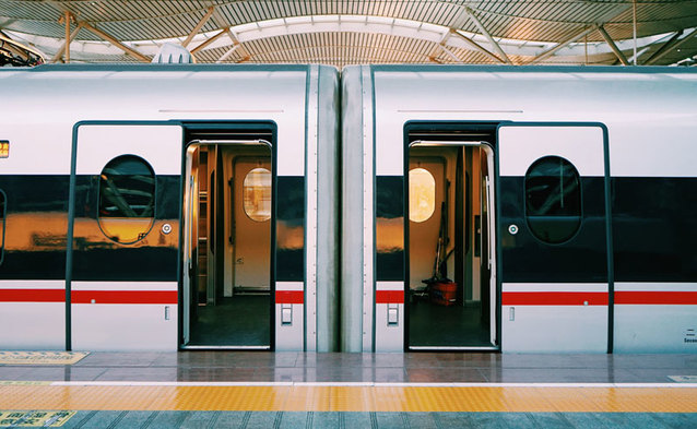 PKP Intercity wprowadza pilotażowo graficzną rezerwację miejsc w składach wagonowych