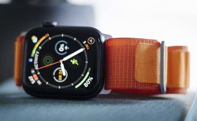 Apple dominuje na wciąż rosnącym rynku smart zegarków