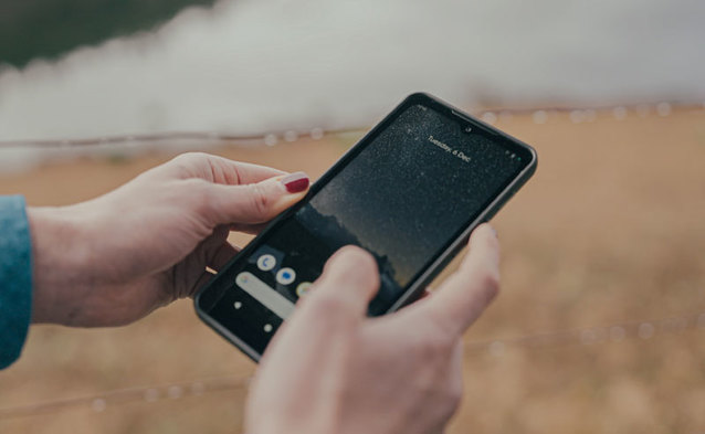 Jest nowy smartfon za 2799 zł z łącznością satelitarną