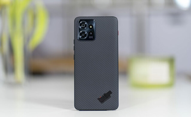 Motorola ThinkPhone – pierwsze wrażenia