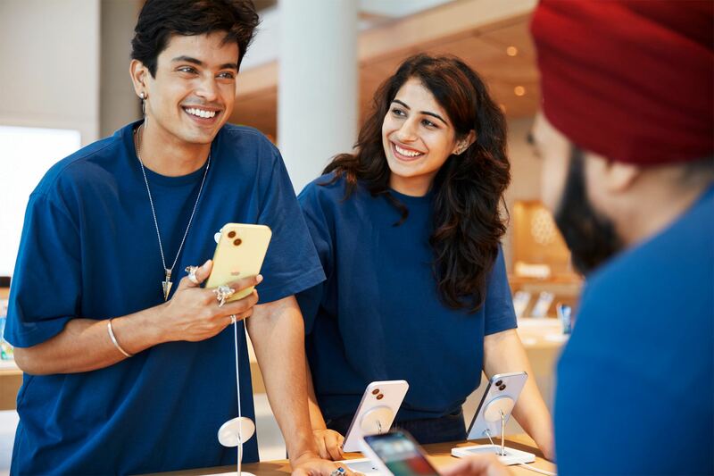 Apple's India sales hit $6 bln in year through March- Bloomberg News