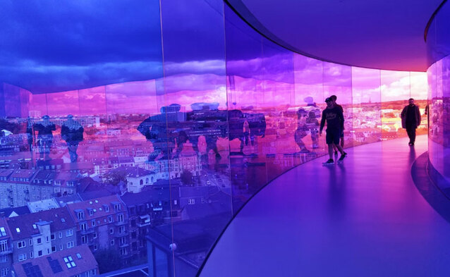 PLAY rozstaje się z marka UPC -  ma wlasną ofertę na internet i TV