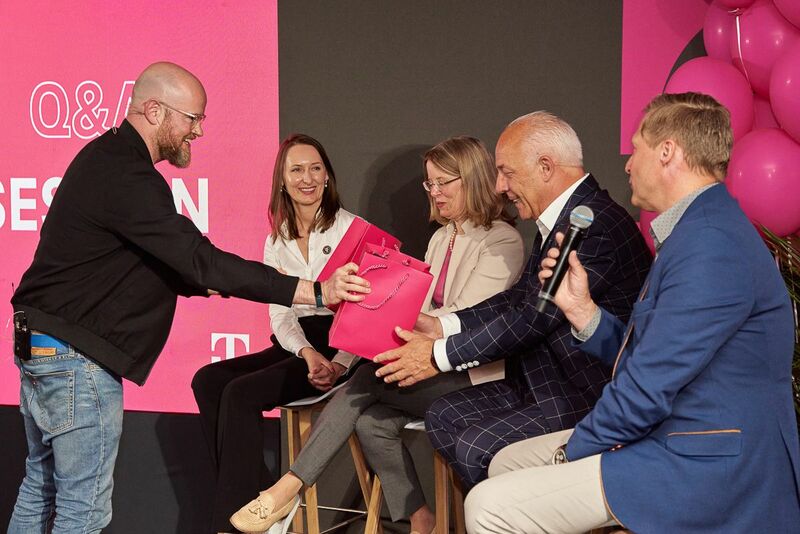 T-Mobile Polska - przez 3 lata chcemy zatrudnić 500 nowych osób