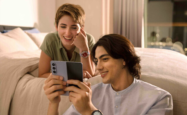 Segment składaków ma duży problem - 55 procent użytkowników wróciło do zwykłych smartfonów