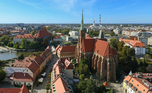Orange chwali się, że przez 8 lat na inwestycje wydał 16 mld zł