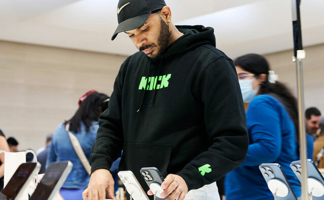 Ifixit obniżył ocenę łatwości naprawy iPhone’a 14