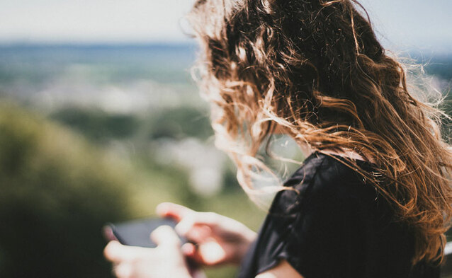 Internet w Warszawie i Krakowie w porównaniu z innymi miastami