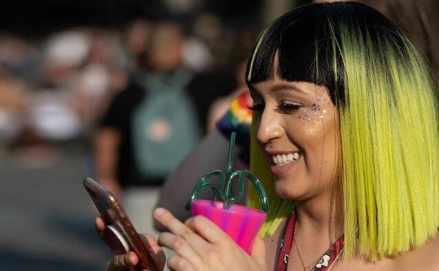 Black Month w x-kom - nowe smartfony z rabatem