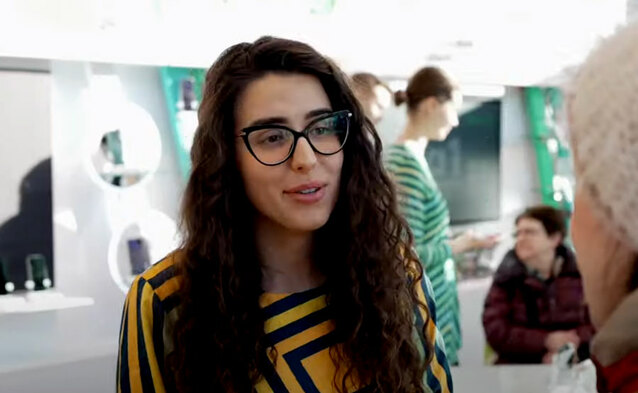 Plus zmienia swoje salony sprzedaży