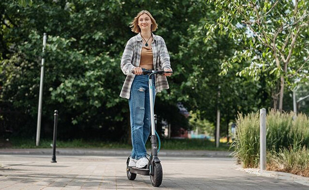 Najnowsze hulajnogi Motus są już w Orange