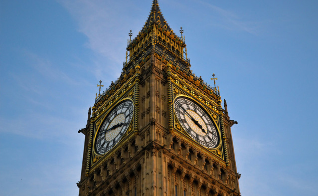 Play ma nowe pakiety internetu dla podróżujących do Wielkiej Brytanii