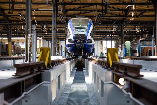 Netia wygrała z Orange