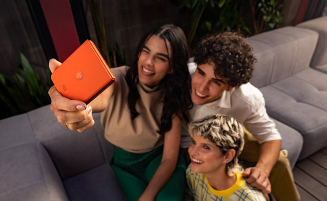 Oppo Reno12 F 5G, motorola razr 50 5G, realme 12X 5G i realme Note 50 w Plusie (ceny)