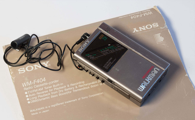 Od Walkmana do AI - czy coraz szybszy postęp technologiczny odbiera nam radość z gadżetów?