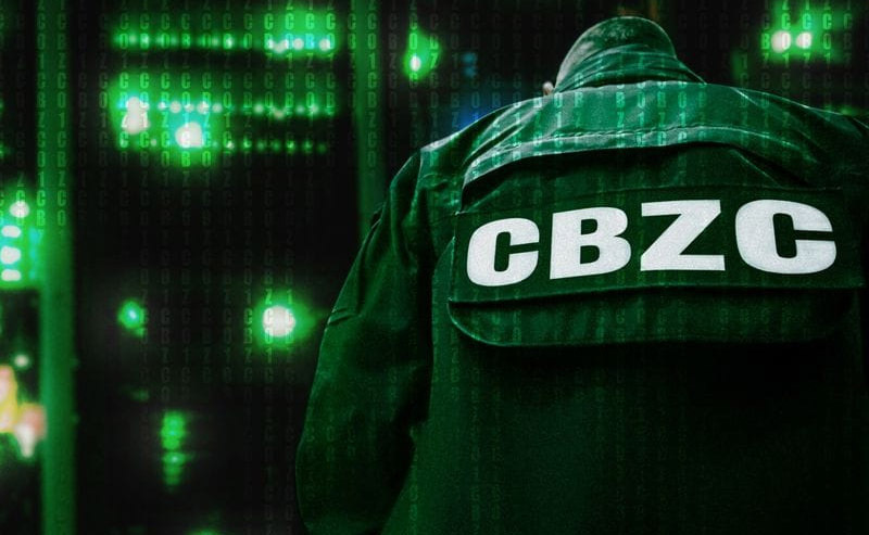 Policjanci z Centralnego Biura Zwalczania Cyberprzestępczości przez rok odzyskali niecałe 50 mln zł