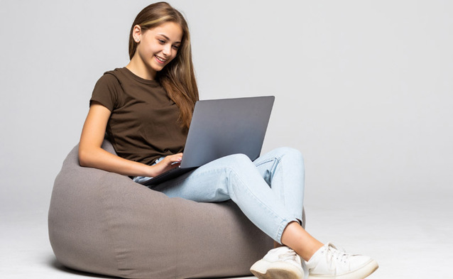 Emiraty i Singapur na szczycie rankingu internetu – Polska z awansem w mobilnym