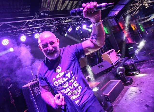 Wraca Chris Bannister