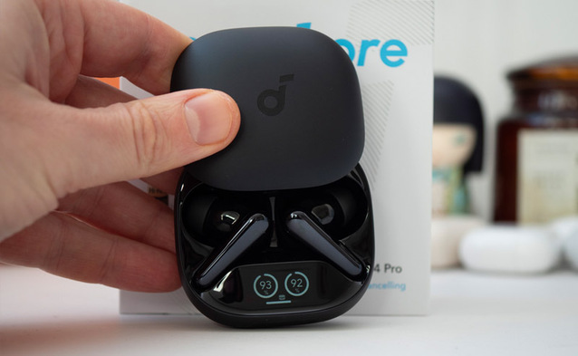 Test słuchawek soundcore Liberty 4 Pro by Anker – to świetne słuchawki z kosmicznym etui