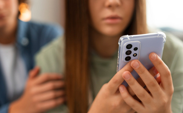 Uwaga na fałszywe SMS-y od komornika