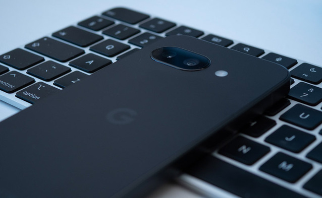 Tani Pixel 9a – to teraz jeden z najlepszych wyborów dla prawdziwych fanów Androida - nasze pierwsze wrażenia