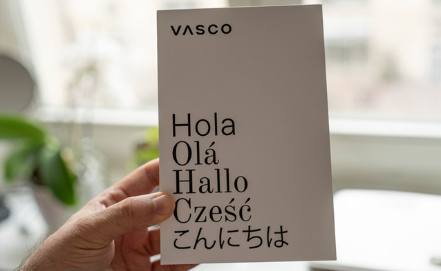 Testujemy Vasco Translator E1 – czy ten polski produkt ma jeszcze sens?