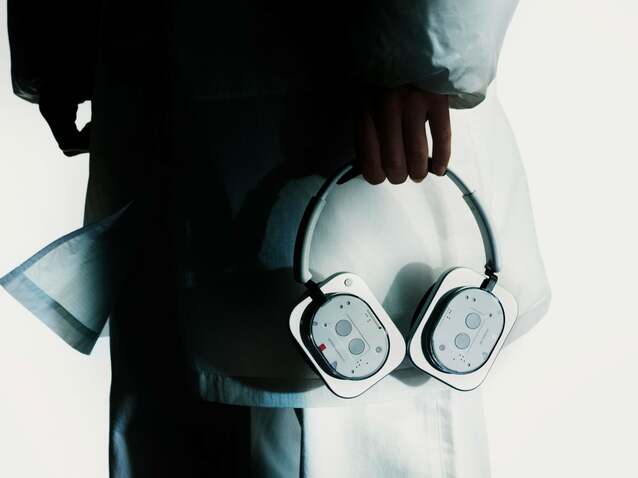 Nothing będzie sprzedawał swoje nowe słuchawki za 1299 zł