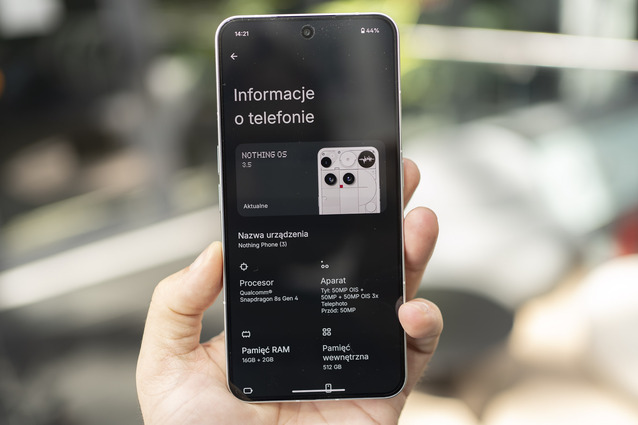 Flagowiec Nothing kosztuje mniej niż 4 tysiące