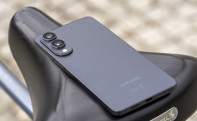 Galaxy S25 Edge na razie popularniejszy tylko od wersji z plusem