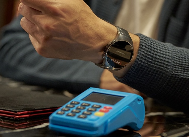 Zegarki Huawei mogą już płacić bez smartfonu