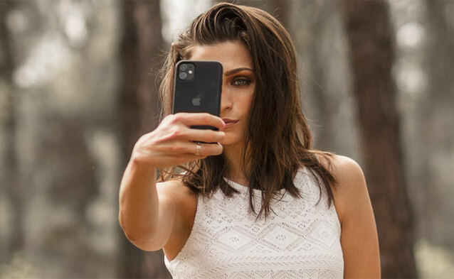 Odnowione iPhony z gwarancją i oryginalnymi częściami Apple