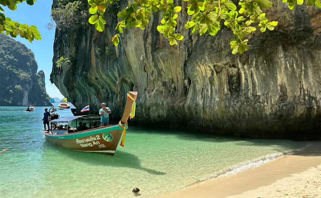 Wakacje za granicą – gdzie warto jechać, by nie stracić zasięgu?