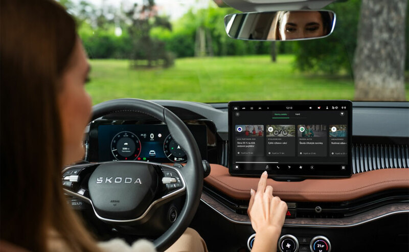 Skoda sprzedaje ubezpieczenia prosto z ekranów w swoich samochodach