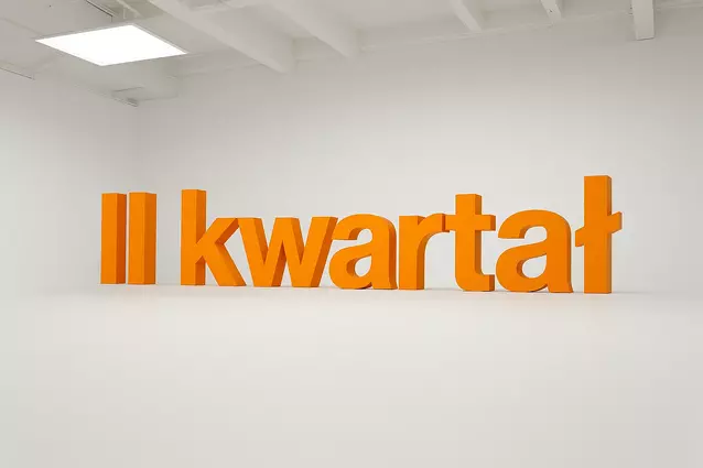 Na głównej marce Orange zwiększa średnie przychody - problemem biznes, nju i flex