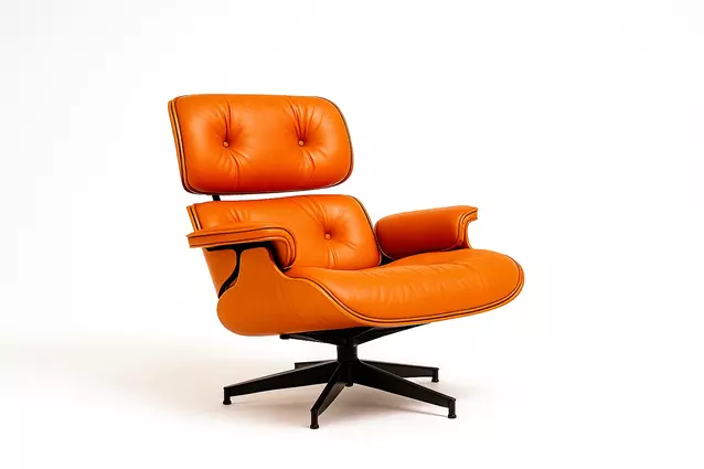 Zarząd kosztuje Orange coraz więcej