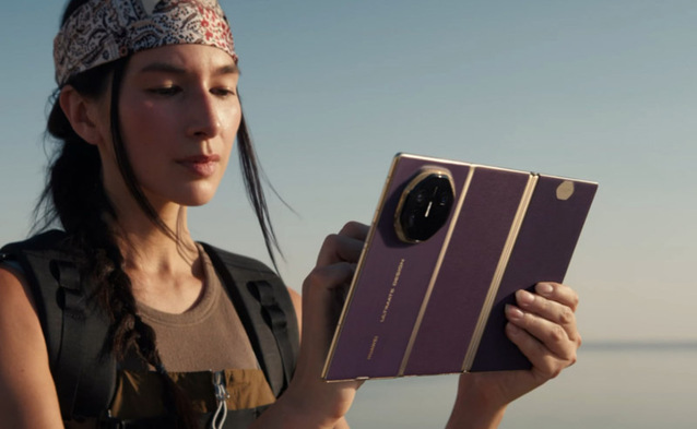 Nowy składany telefon z potrójnym ekranem do 10,2 cala