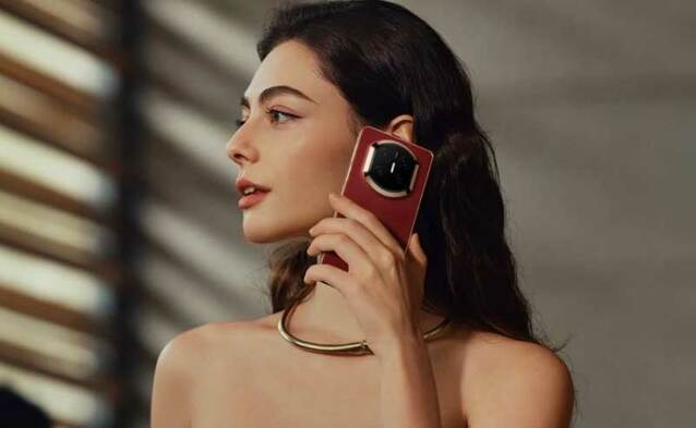 Huawei pokazuje Mate X7: 8-calowy ekran i bateria 5600 mAh