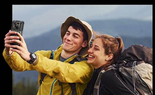 Wytrzymały smartfon z wymienną baterią trafia do sprzedaży w Polsce