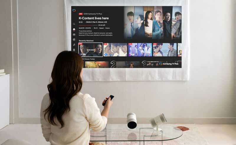 Mobilny projektor Samsunga wraca w nowej wersji: The Freestyle+